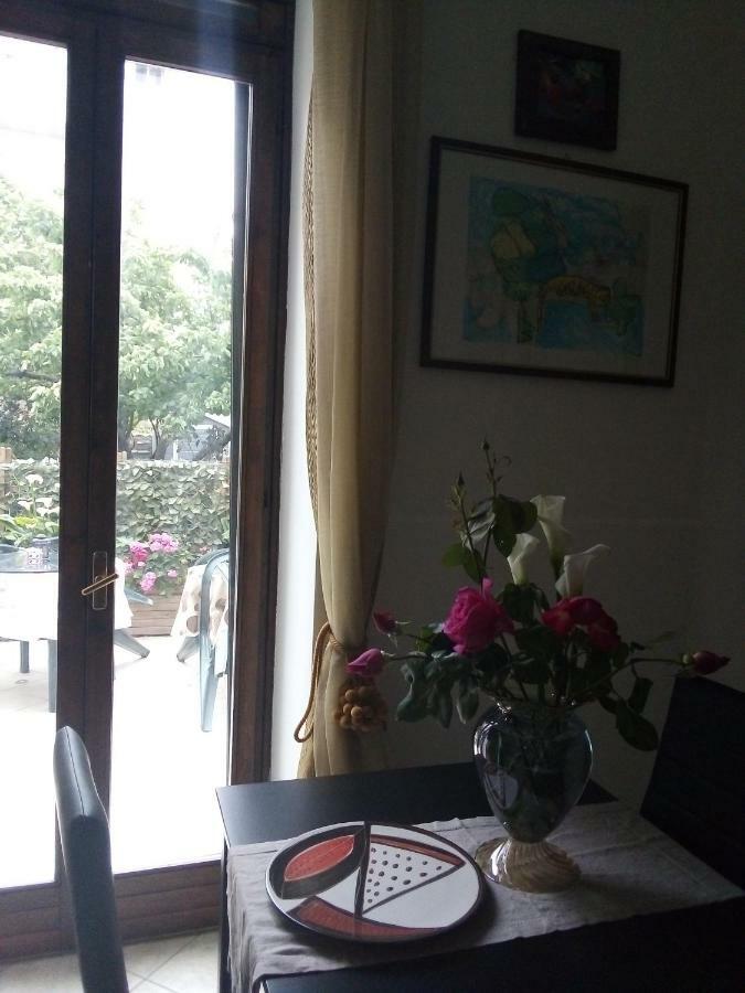 Nenna Apartment ออลเบีย ภายนอก รูปภาพ