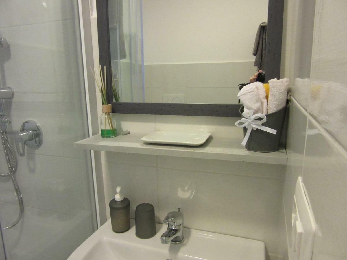 Nenna Apartment ออลเบีย ภายนอก รูปภาพ